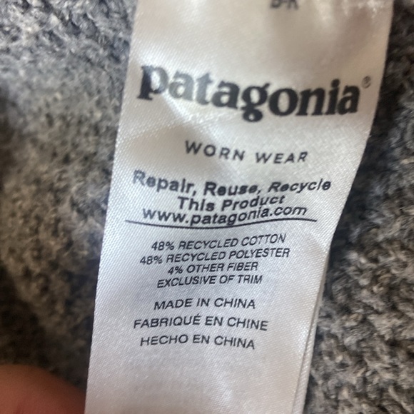 Patagonia Women’s Off Country Turtleneck Gray Sz XS
Style #50570 - Picture 4 of 5